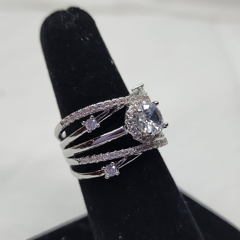 INFINITY DIAMOND RING🎄 - Picture 3 of 11